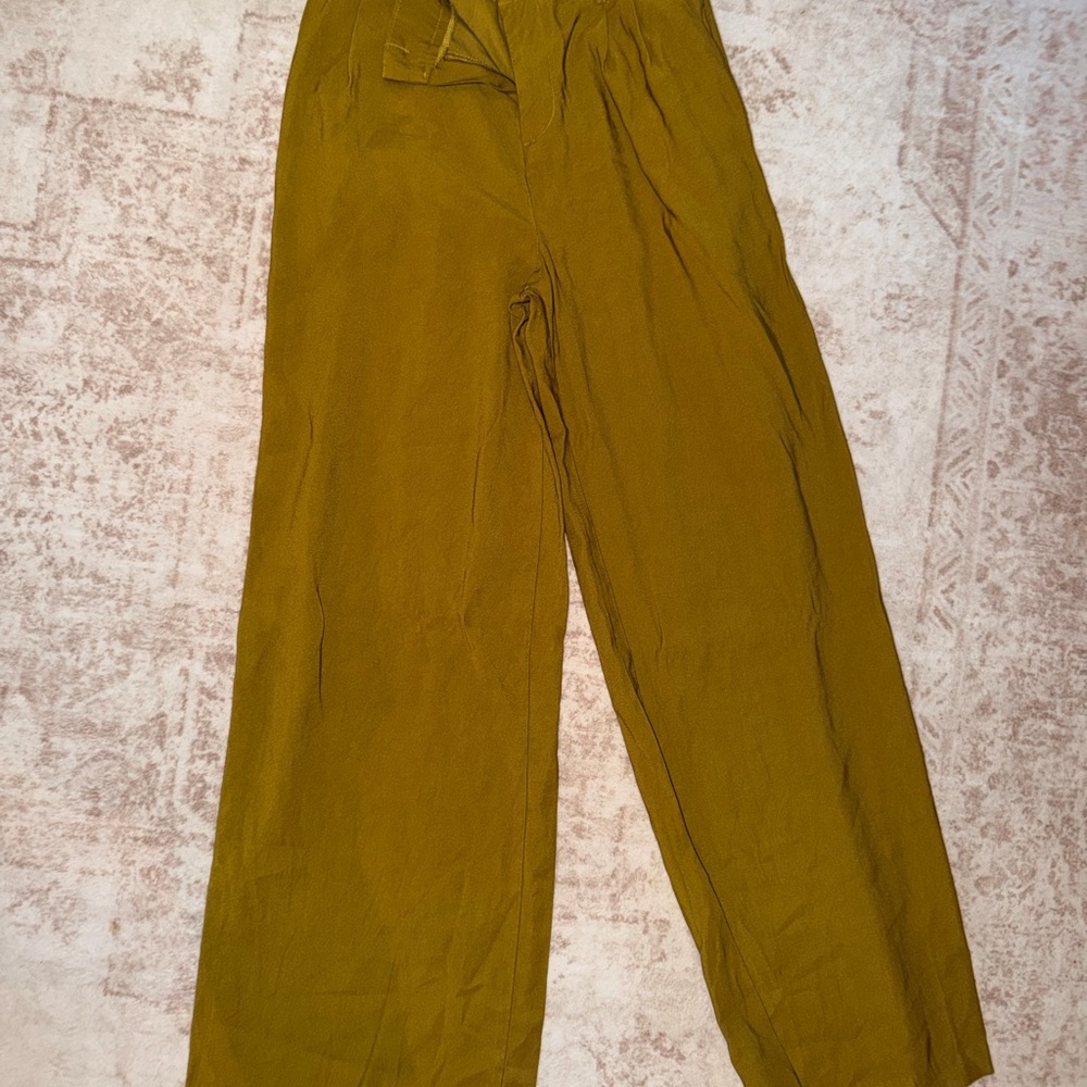 Sans Souci Olive Green Trousers